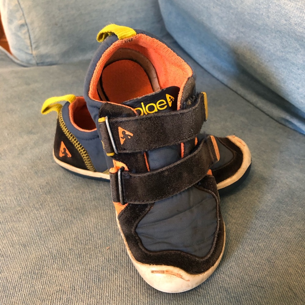Plae Sneakers 10.5